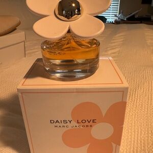 Marc Jacobs Daisy Love Eau de Toilette - White and Orange